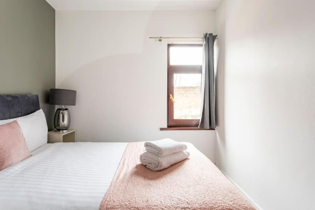 Central Belfast Town House Экстерьер фото