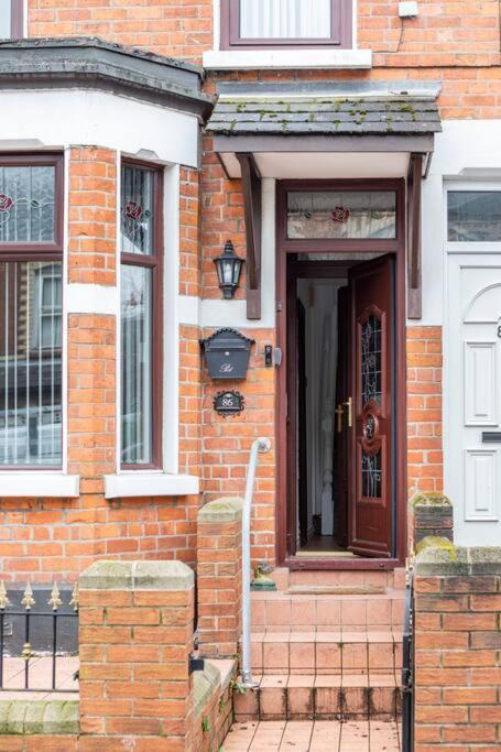 Central Belfast Town House Экстерьер фото