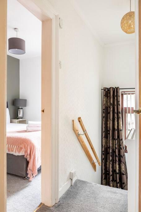 Central Belfast Town House Экстерьер фото