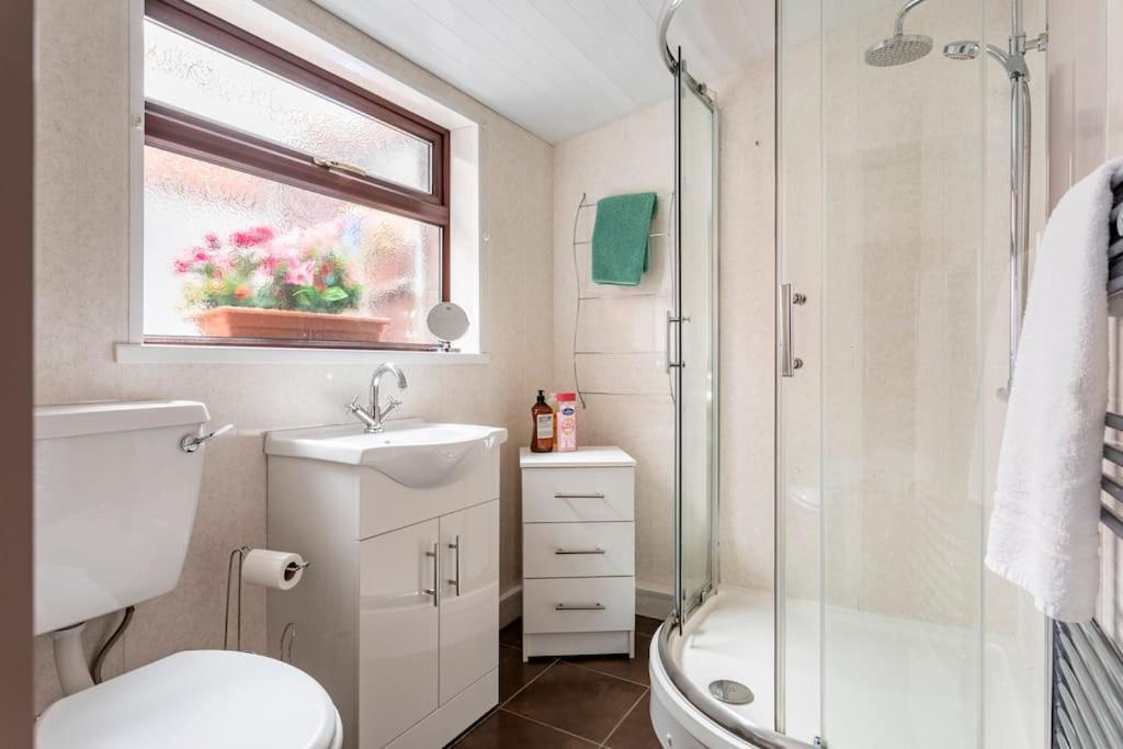 Central Belfast Town House Экстерьер фото
